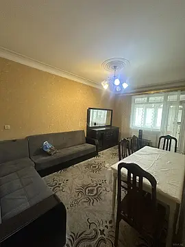 Kirayə verilir 2 otaqlı mənzil 50 m²