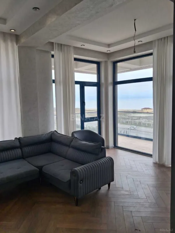 Satılır 2 otaqlı mənzil 85 m²