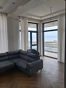 Satılır 2 otaqlı mənzil 85 m²