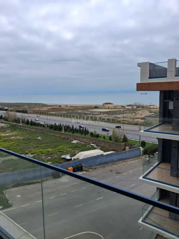 Satılır 2 otaqlı mənzil 85 m²