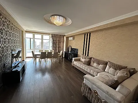 Kirayə verilir 4 otaqlı mənzil 180 m²