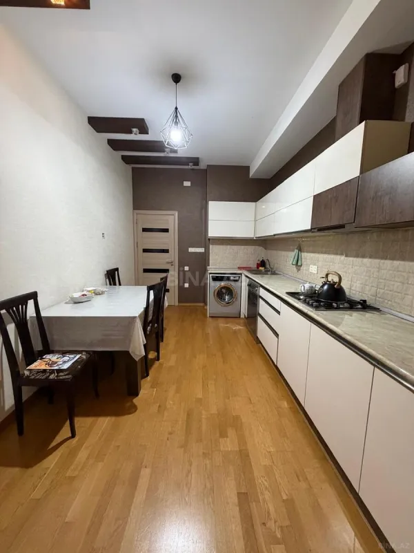 Kirayə verilir 3 otaqlı mənzil 95 m²