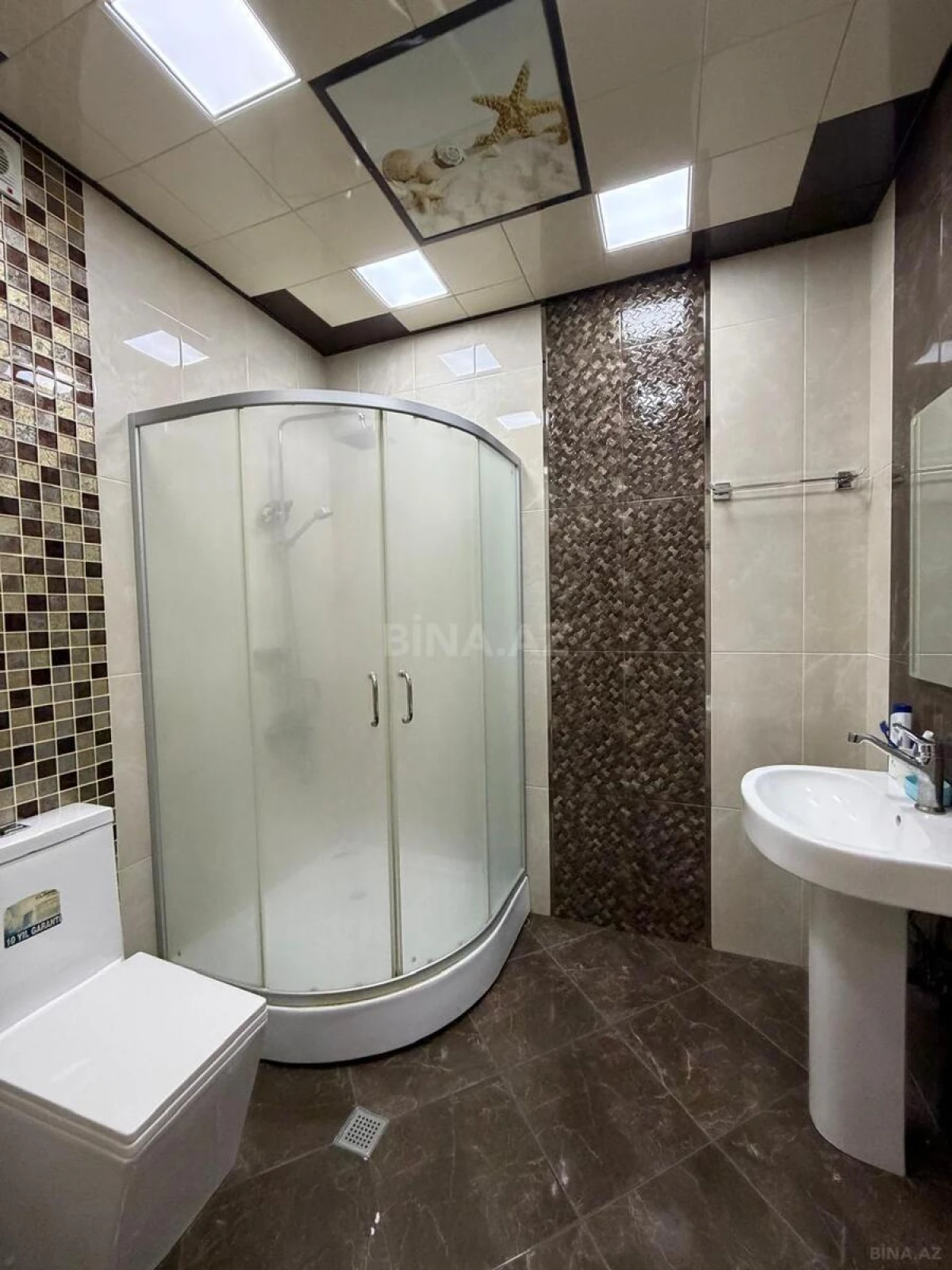 Kirayə verilir 3 otaqlı mənzil 95 m²