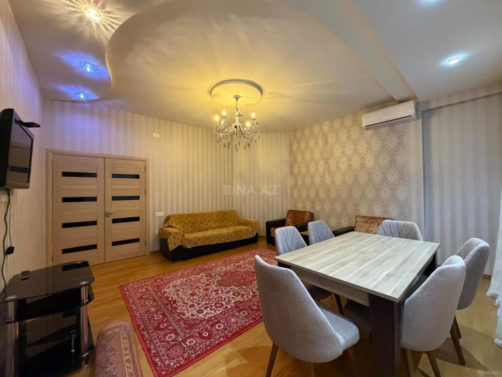 Kirayə verilir 3 otaqlı mənzil 95 m²