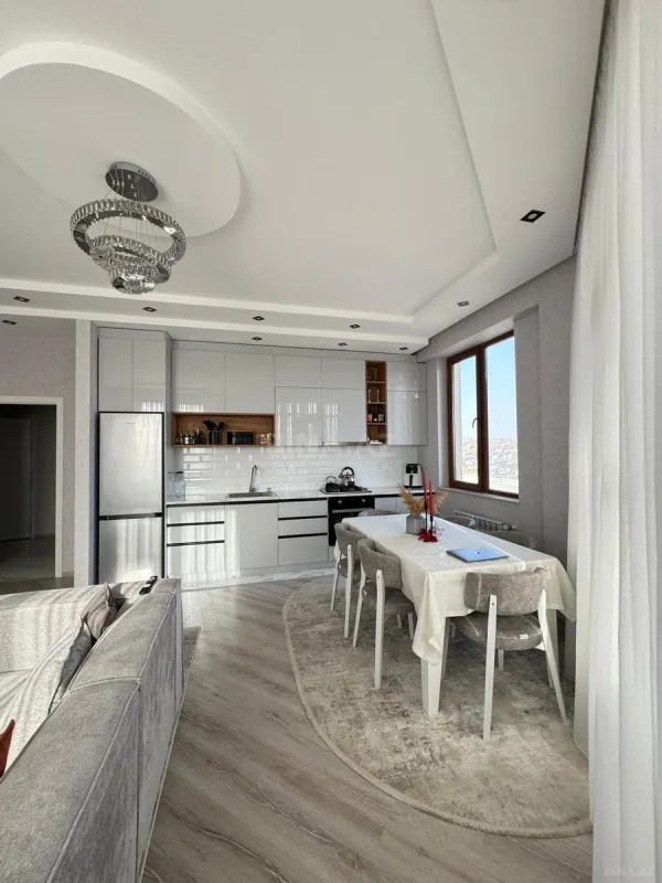 Satılır 2 otaqlı mənzil 73 m²