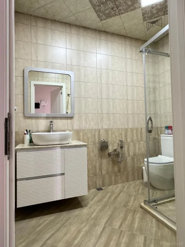 Satılır 2 otaqlı mənzil 73 m²