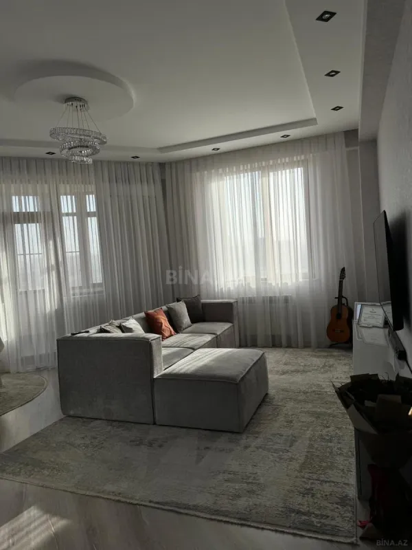 Satılır 2 otaqlı mənzil 73 m²