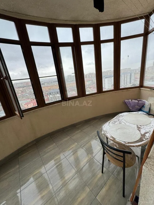 Satılır 2 otaqlı mənzil 73 m²
