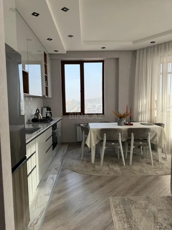 Satılır 2 otaqlı mənzil 73 m²