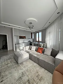 Satılır 2 otaqlı mənzil 73 m²