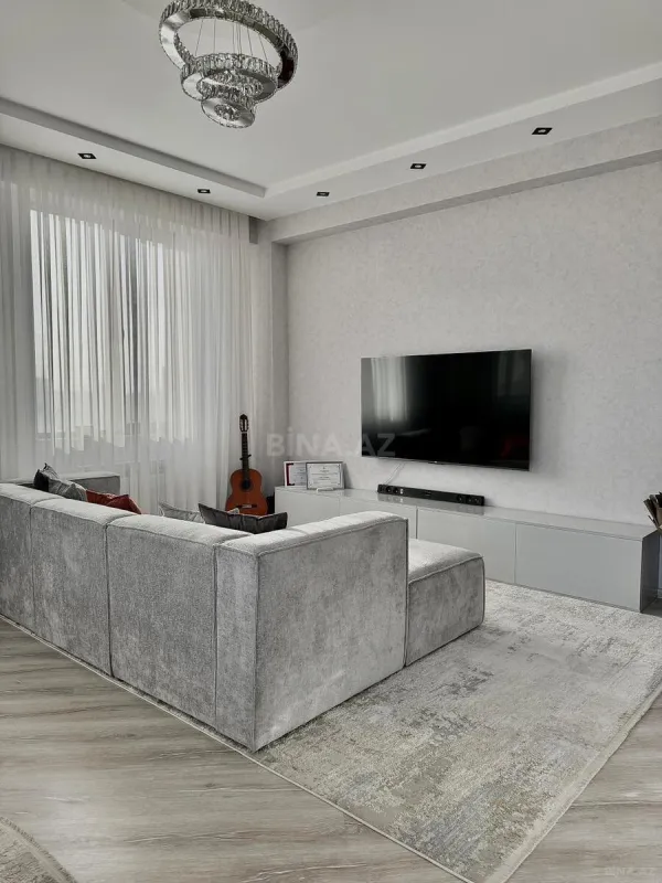 Satılır 2 otaqlı mənzil 73 m²