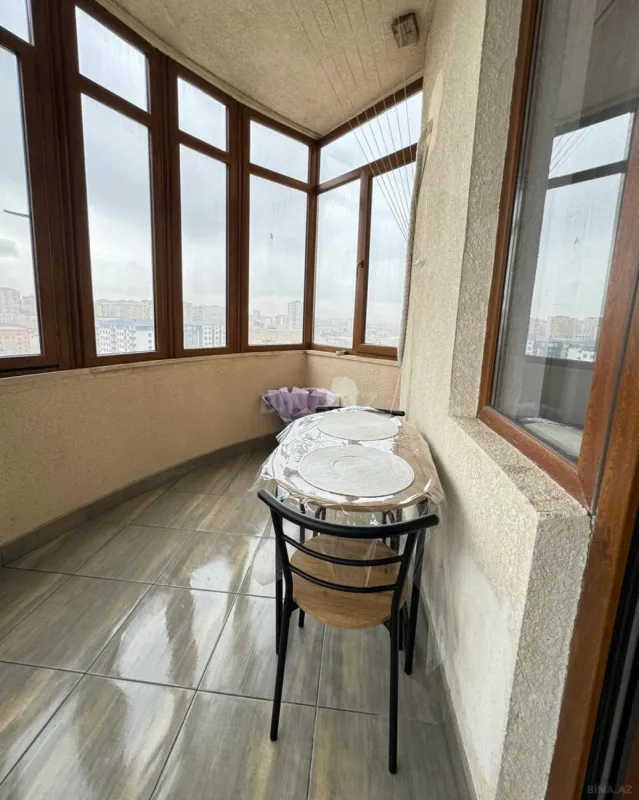 Satılır 2 otaqlı mənzil 73 m²