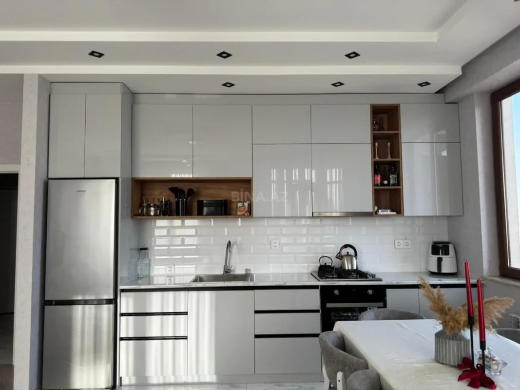 Satılır 2 otaqlı mənzil 73 m²