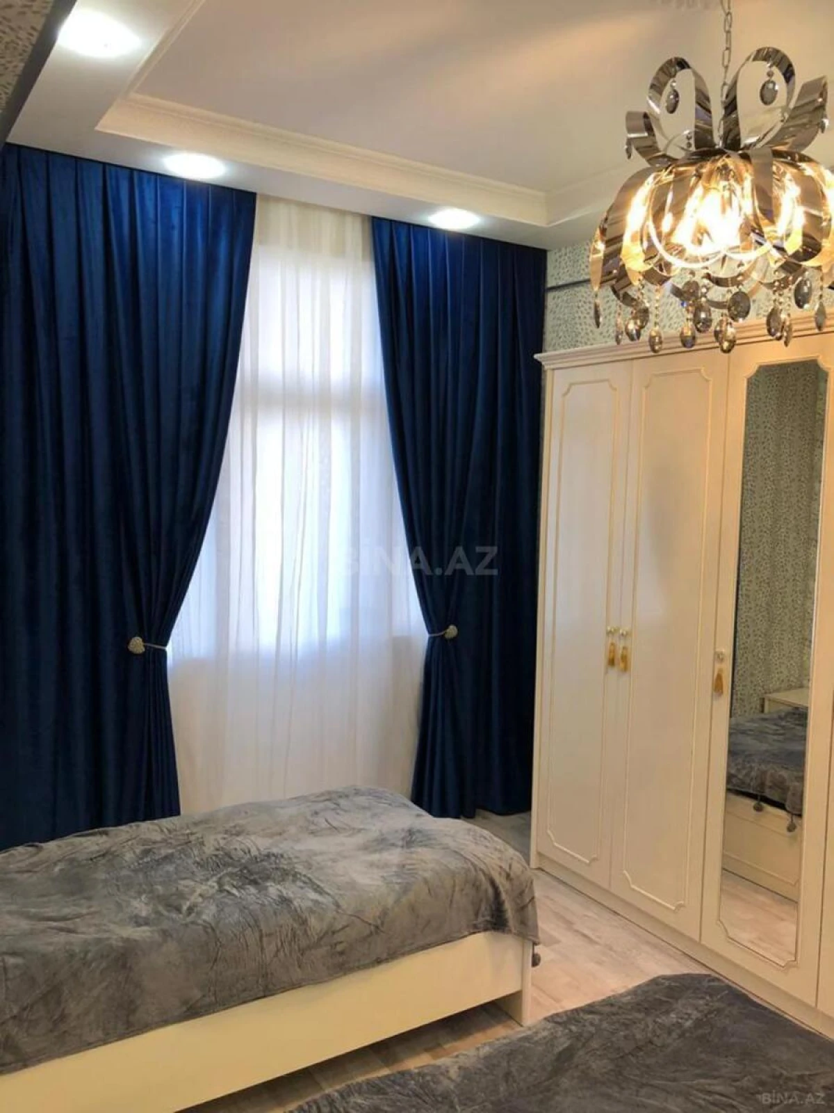 Kirayə verilir 3 otaqlı mənzil 110 m²