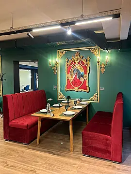 Satılır obyekt 550 m²