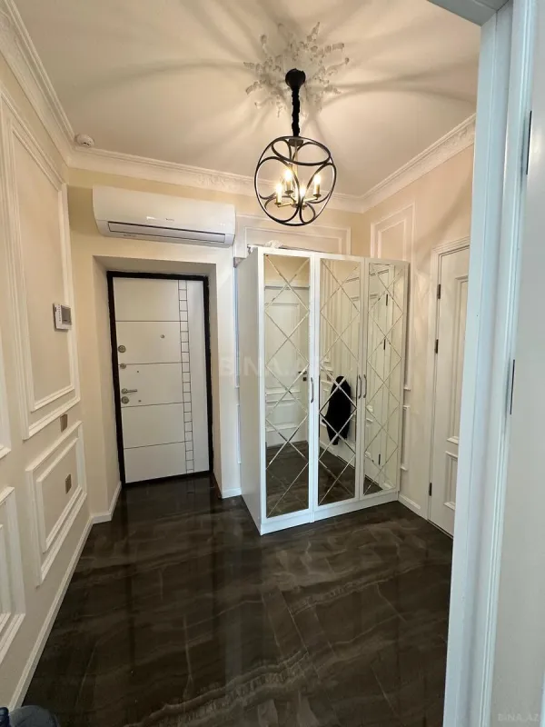 Kirayə verilir 2 otaqlı mənzil 65.1 m²