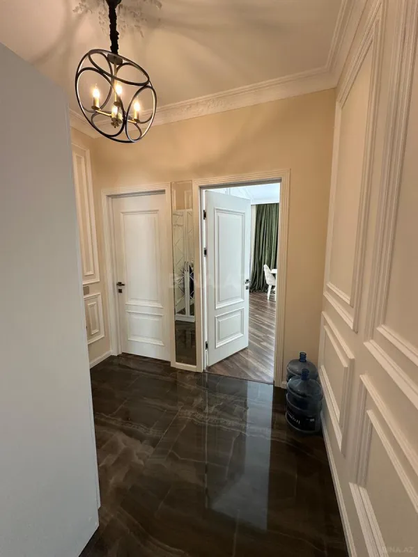 Kirayə verilir 2 otaqlı mənzil 65.1 m²