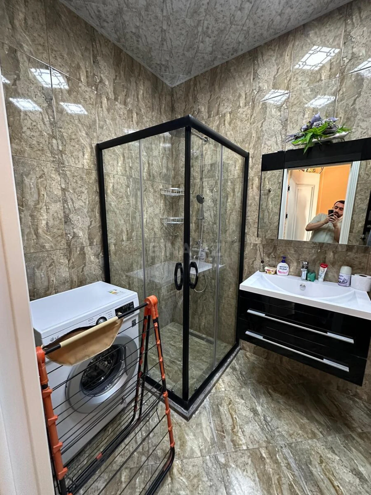 Kirayə verilir 2 otaqlı mənzil 65.1 m²