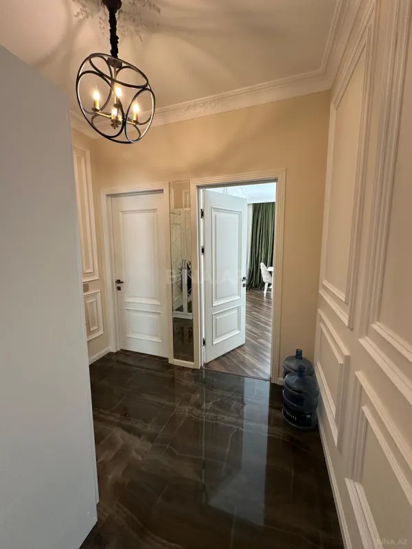 Kirayə verilir 2 otaqlı mənzil 65.1 m²