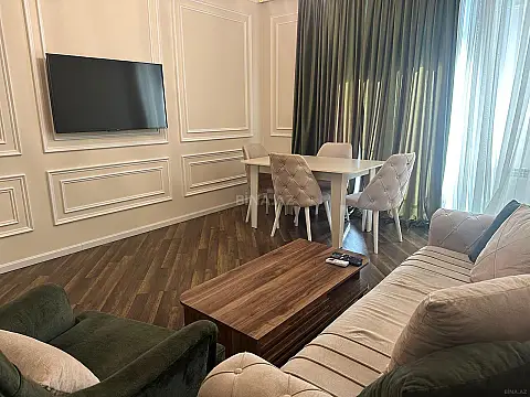 Kirayə verilir 2 otaqlı mənzil 65.1 m²