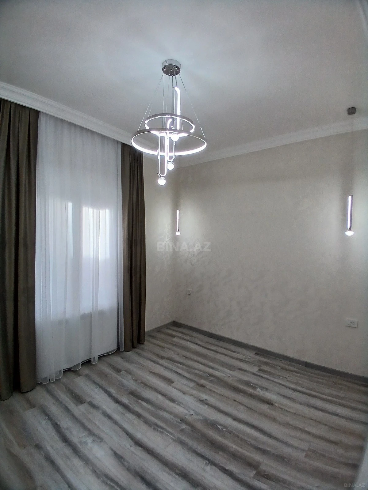 Satılır 4 otaqlı həyət evi 110 m²