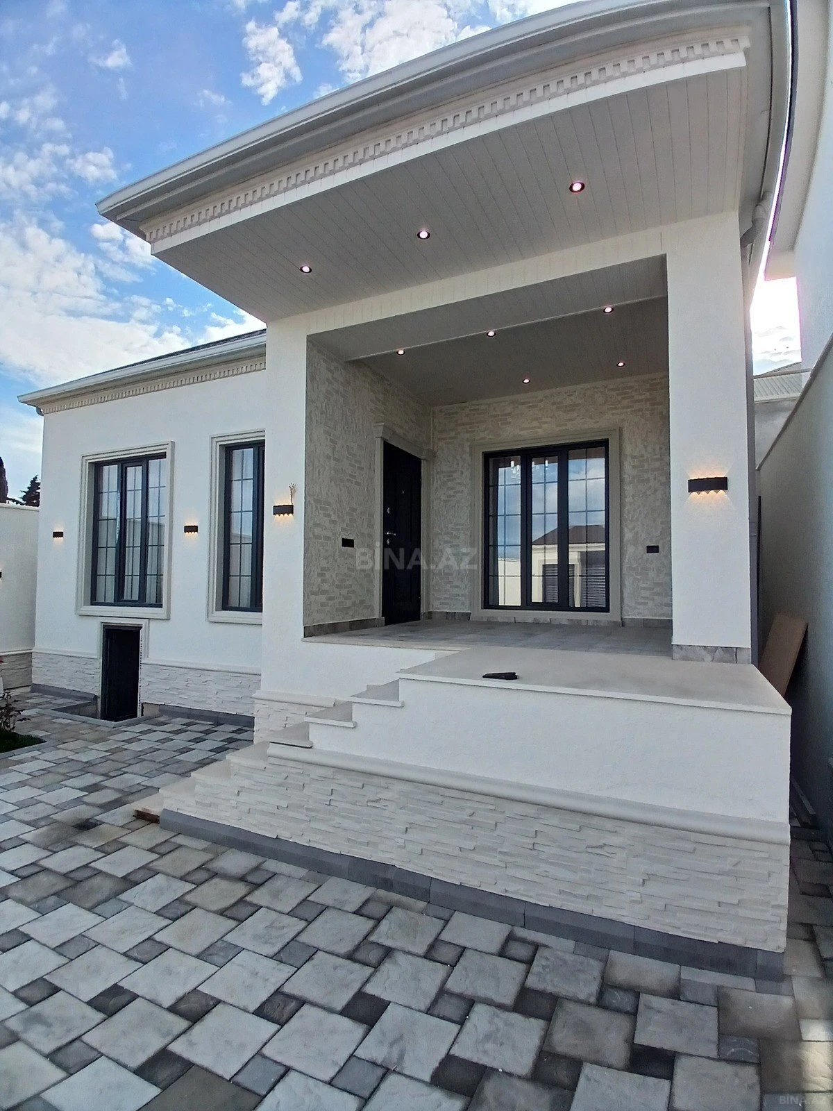 Satılır 4 otaqlı həyət evi 110 m²