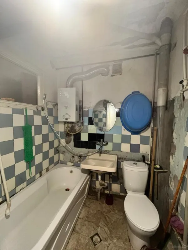 Satılır 2 otaqlı mənzil 60 m²