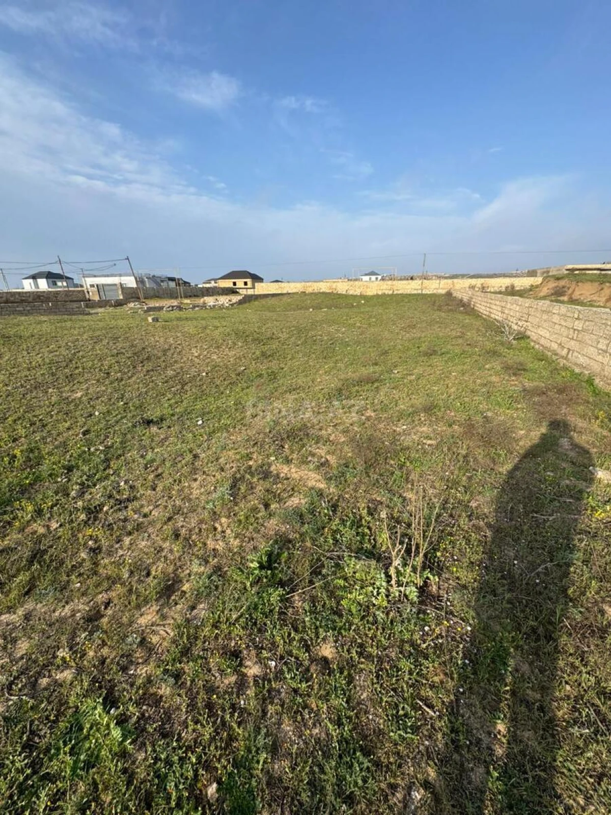 Satılır torpaq sahəsi 12 m²