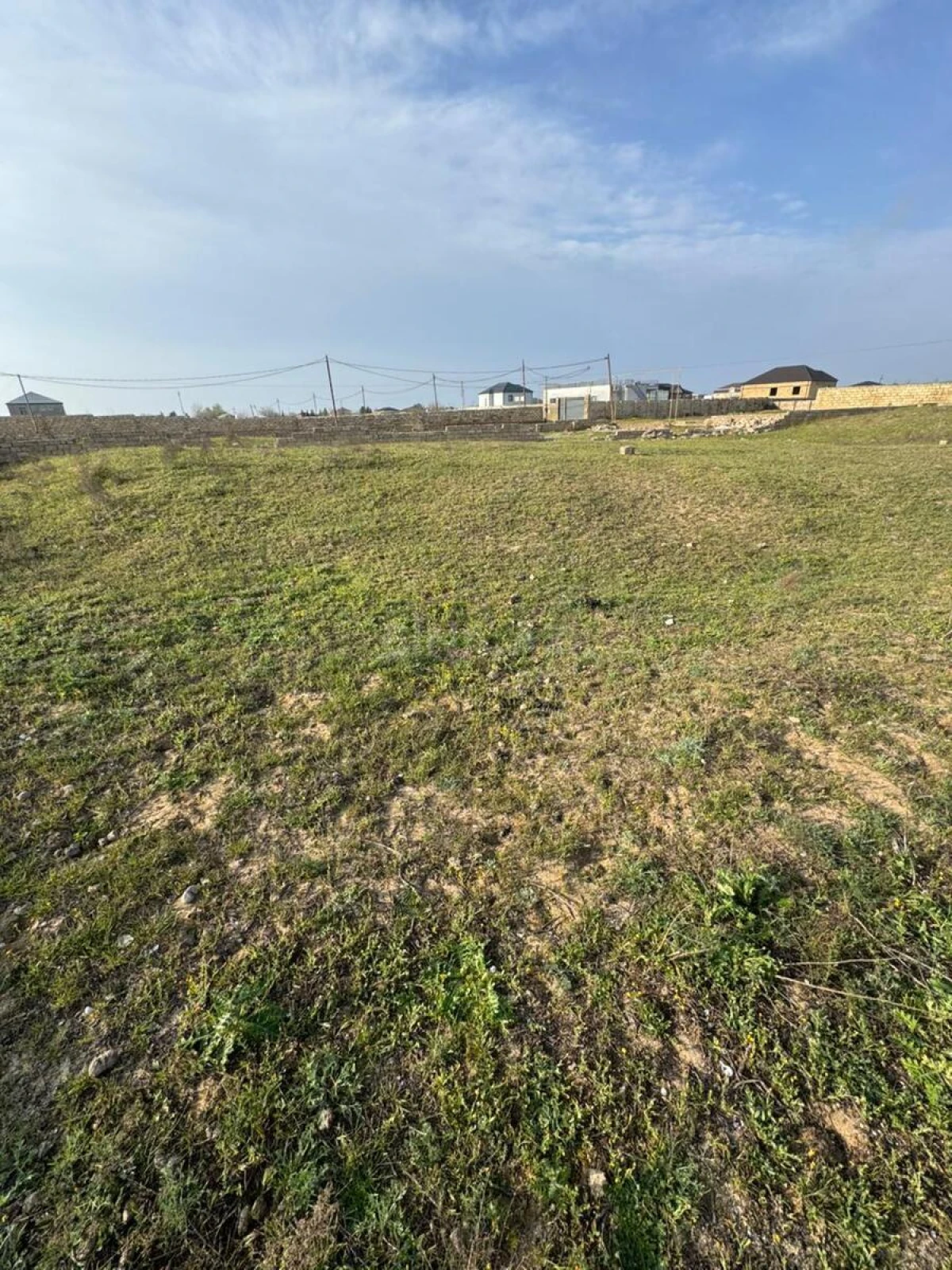 Satılır torpaq sahəsi 12 m²