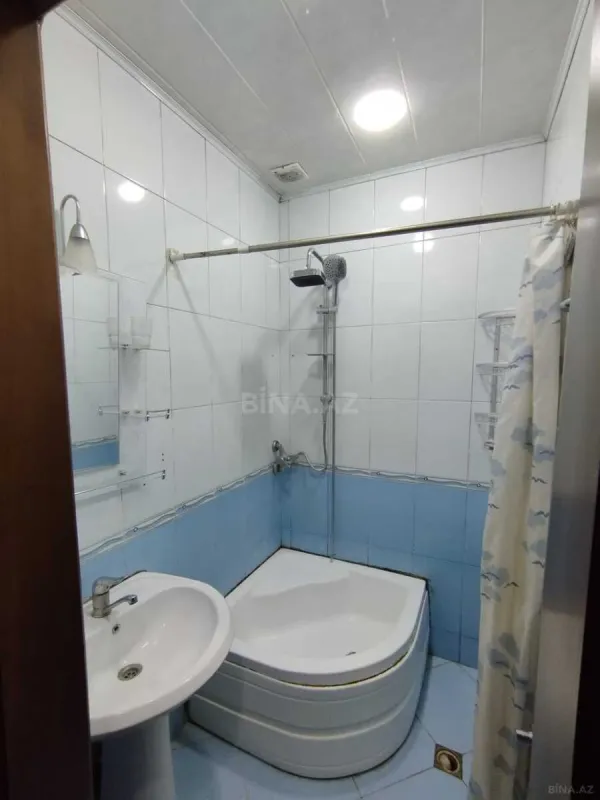 Kirayə verilir 2 otaqlı mənzil 80 m²
