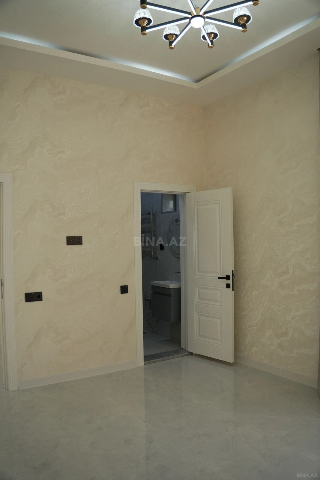 Satılır 4 otaqlı həyət evi 150 m²