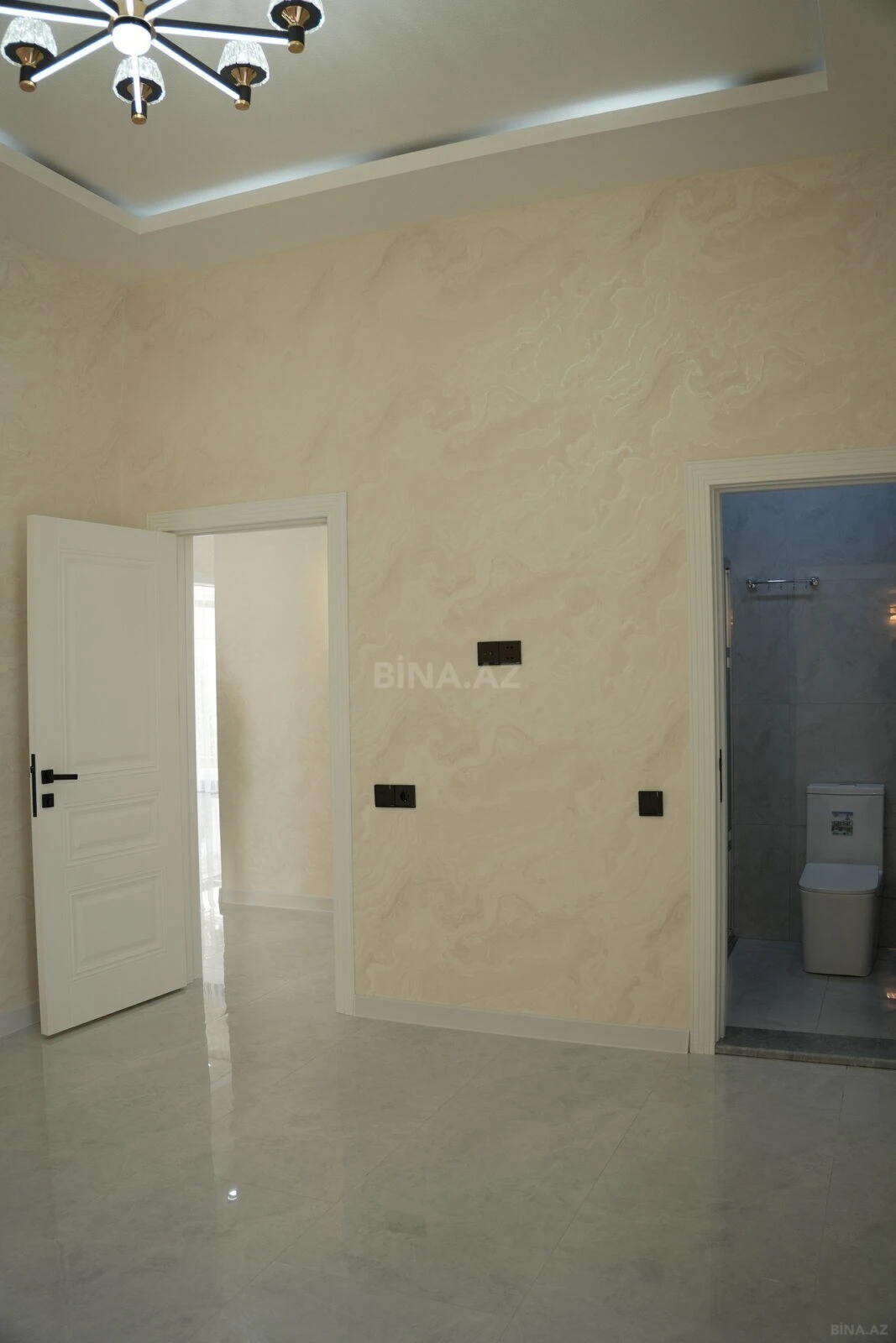 Satılır 4 otaqlı həyət evi 150 m²