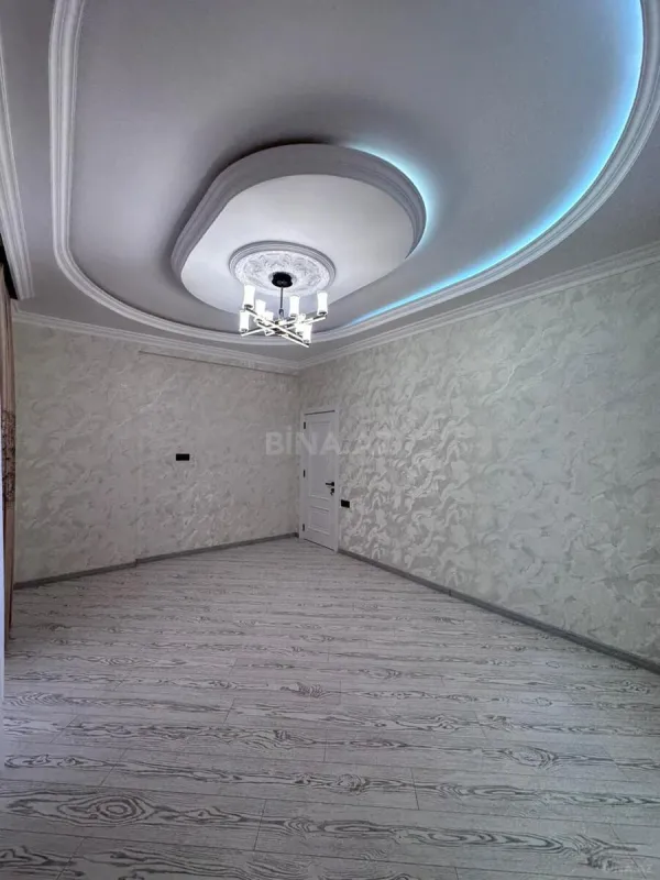 Satılır 2 otaqlı mənzil 77 m²