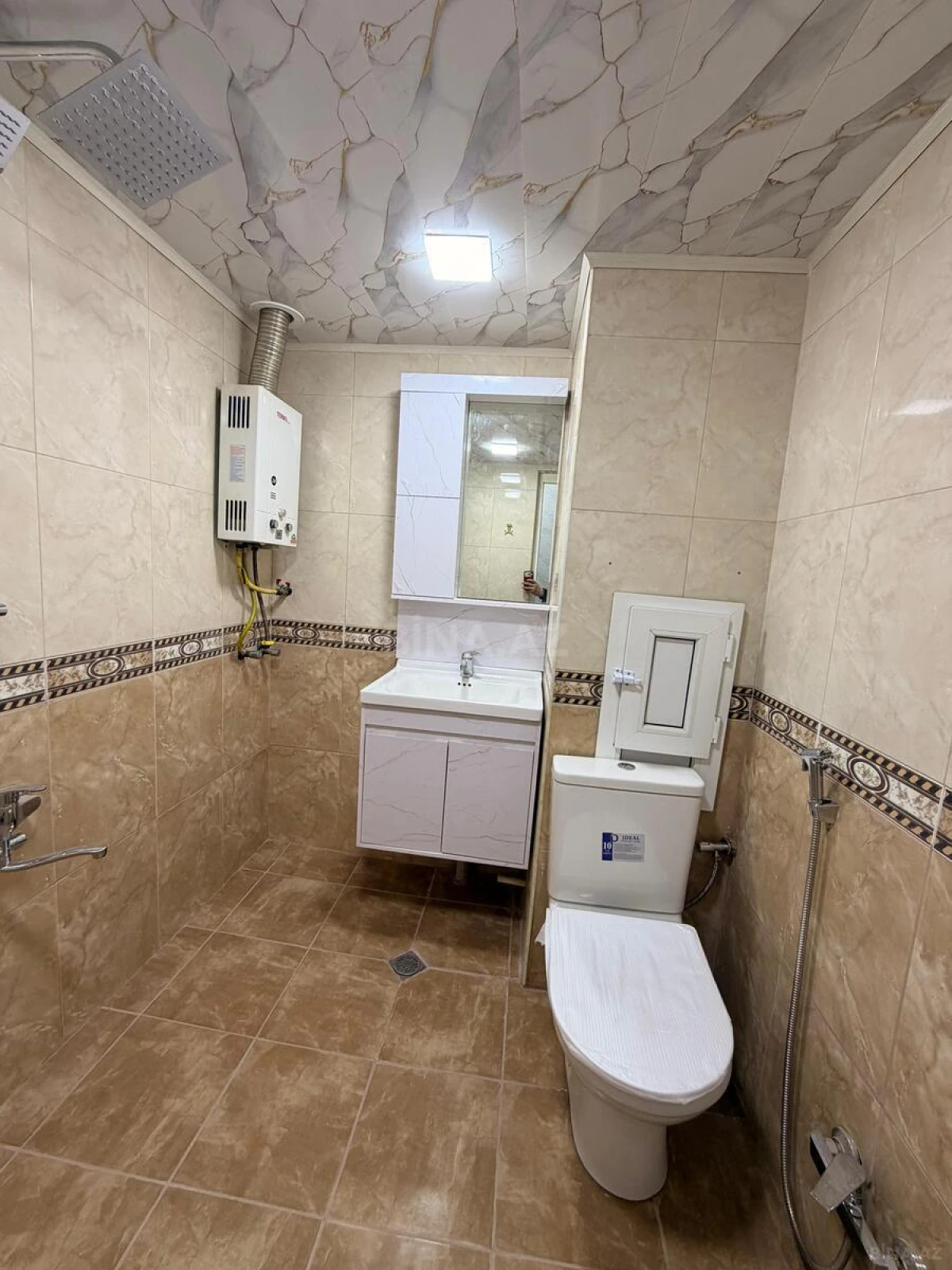 Satılır 1 otaqlı mənzil 40 m²