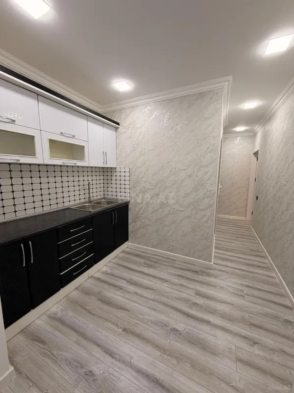 Satılır 1 otaqlı mənzil 40 m²