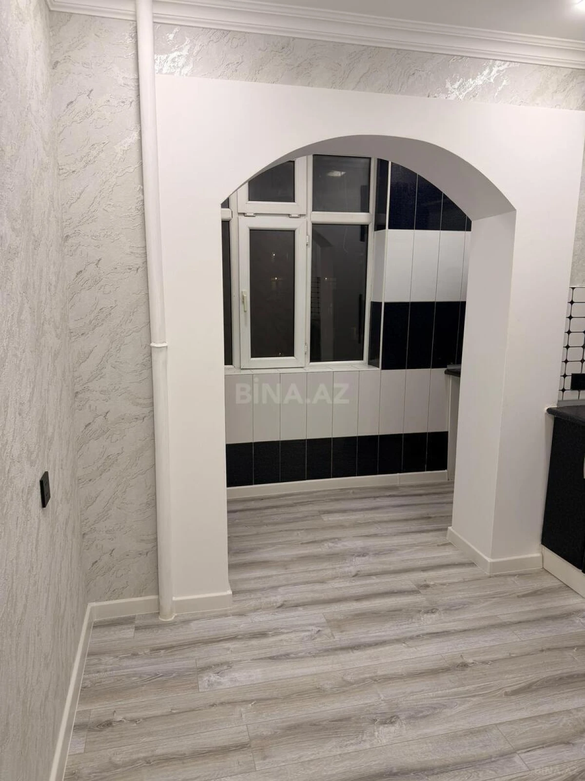 Satılır 1 otaqlı mənzil 40 m²