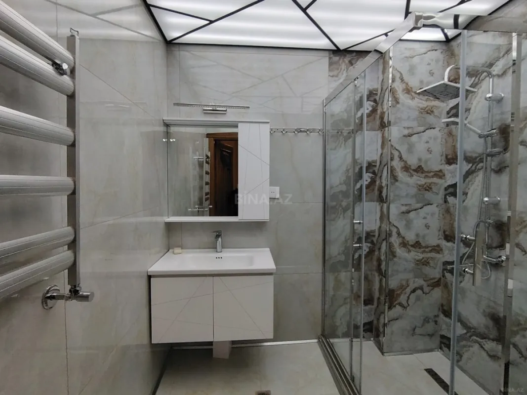 Satılır 2 otaqlı mənzil 89 m²