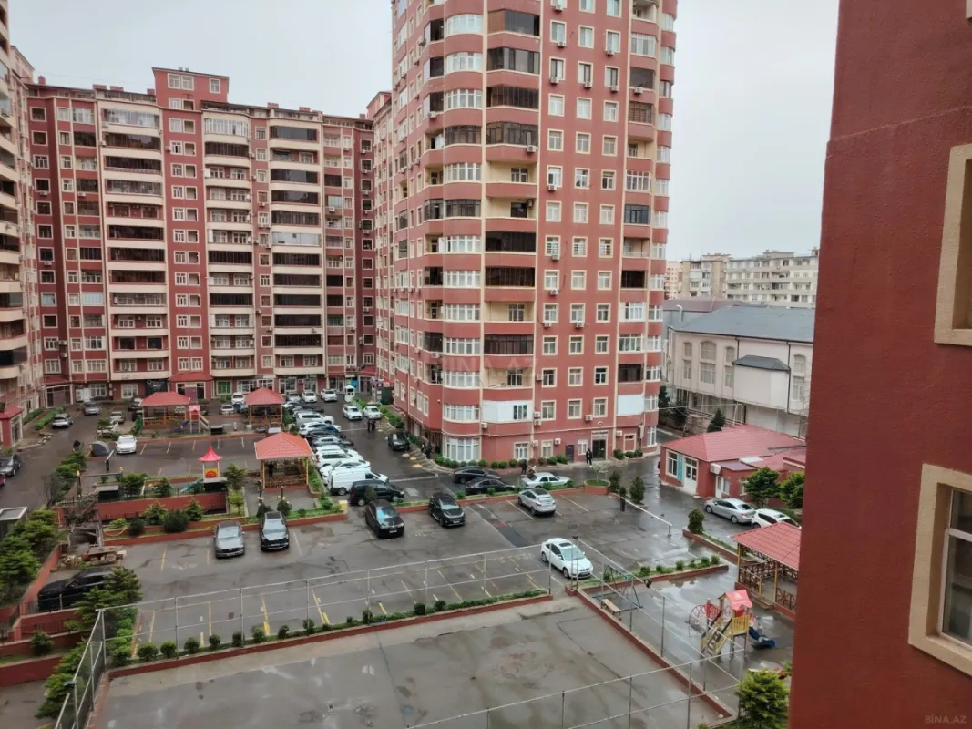 Satılır 2 otaqlı mənzil 89 m²