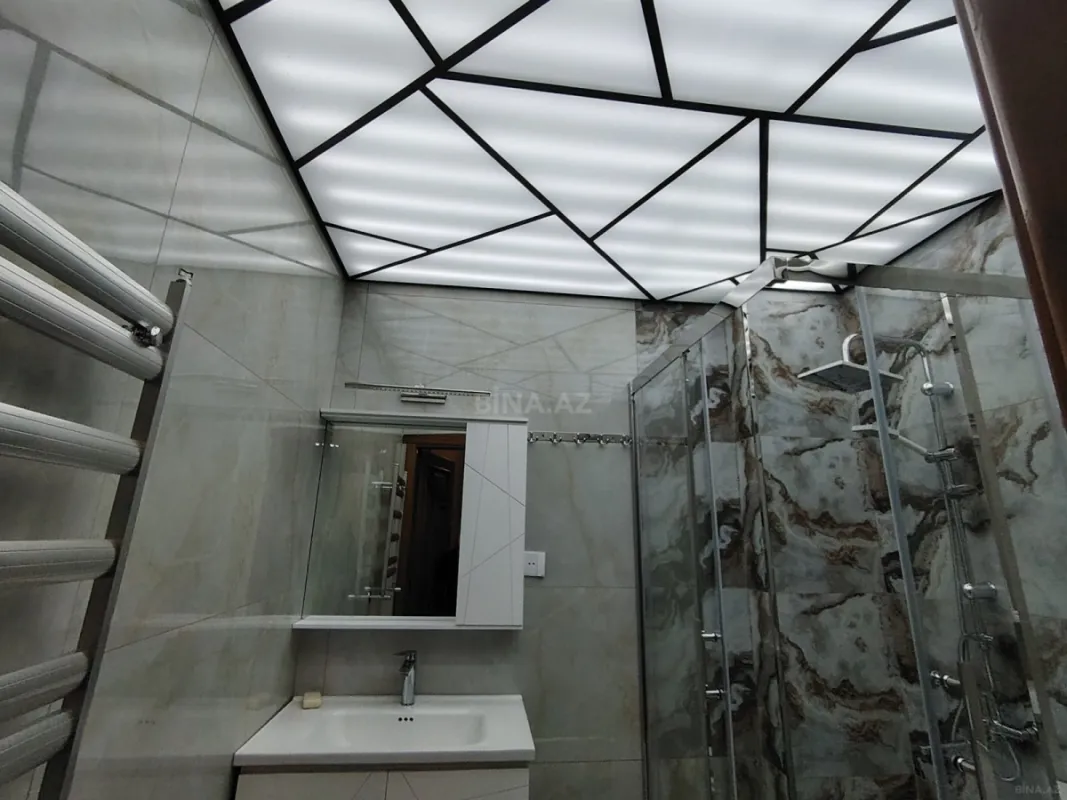 Satılır 2 otaqlı mənzil 89 m²