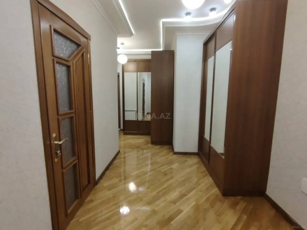 Satılır 2 otaqlı mənzil 89 m²