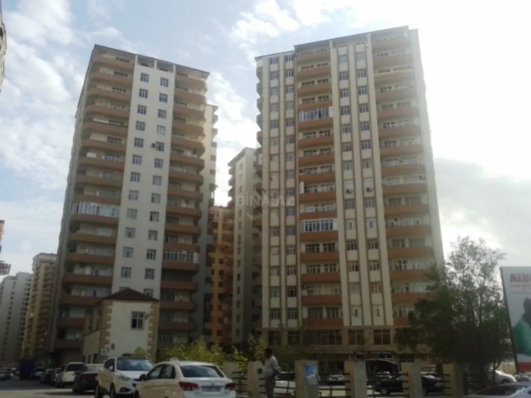 Satılır 3 otaqlı mənzil 95.5 m²