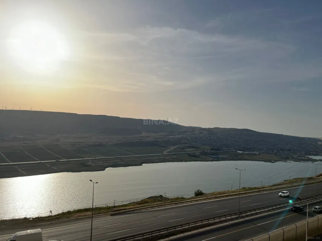 Satılır 3 otaqlı mənzil 95.5 m²