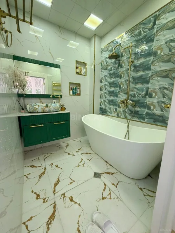 Satılır 3 otaqlı mənzil 94 m²