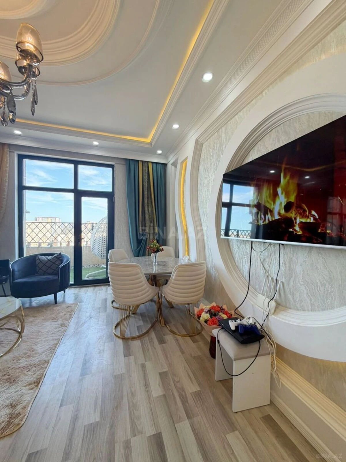 Satılır 3 otaqlı mənzil 94 m²