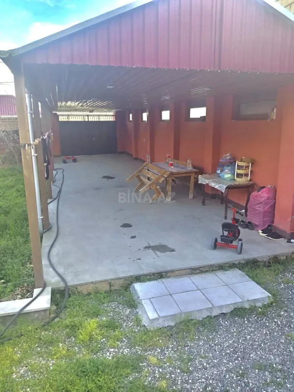 Satılır 4 otaqlı həyət evi 100 m²