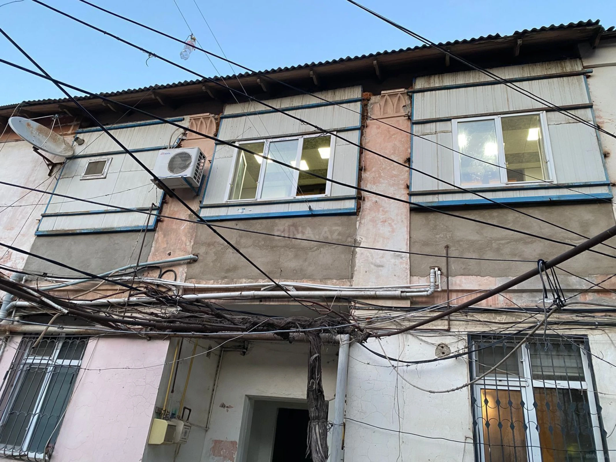 Satılır 2 otaqlı mənzil 55 m²