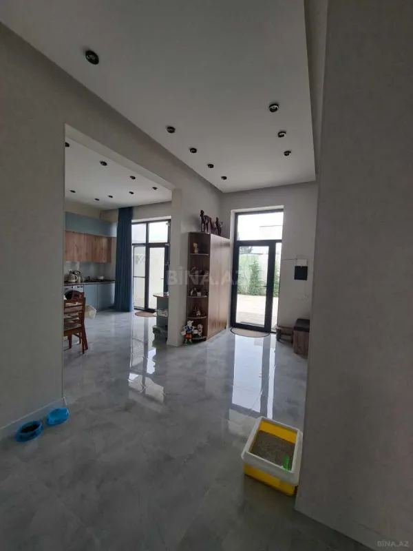 Satılır 4 otaqlı həyət evi 140 m²