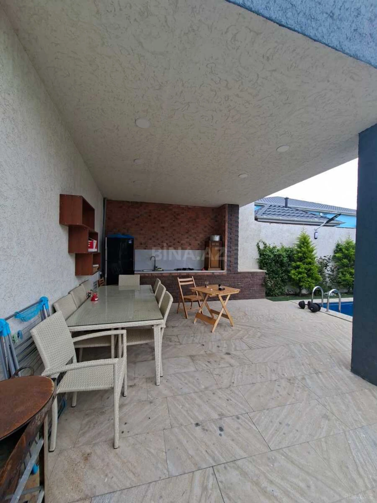 Satılır 4 otaqlı həyət evi 140 m²