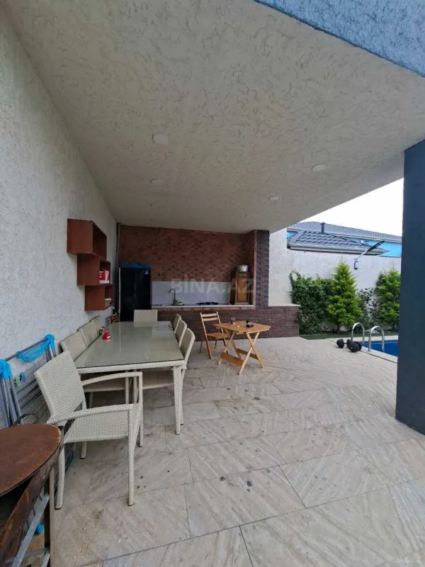 Satılır 4 otaqlı həyət evi 140 m²