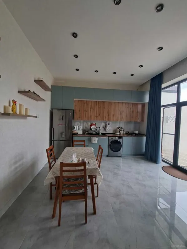 Satılır 4 otaqlı həyət evi 140 m²